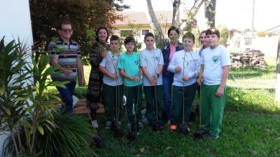 escolas-investem-em-projeto-de-reflorestamento