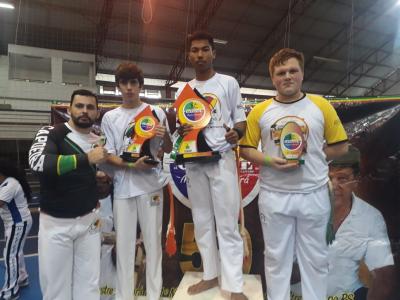 projeto-social-deixa-bom-princ-pio-na-vitrine