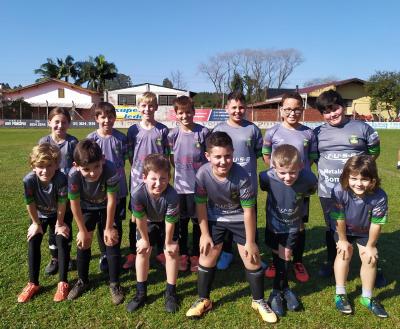 escolinha-do-cuide-se-desponta-com-novos-atletas