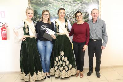 linha-nova-divulga-sua-festa-em-bom-princ-pio