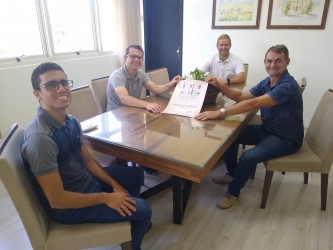 jovens-convidam-autoridades-para-ordenacao-diaconal