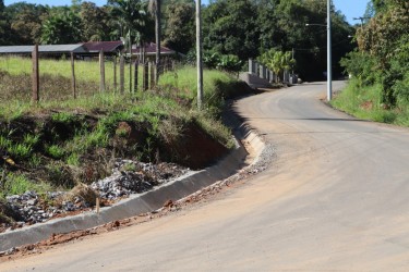 seguem-obras-de-pavimentacao-no-morro-sao-pedro