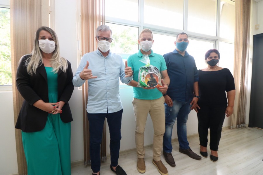 WhatsApp Image 2021-04-15 at 16.42.01.jpeg