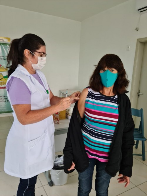 pessoas-de-60-anos-ja-podem-agendar-sua-vacinacao