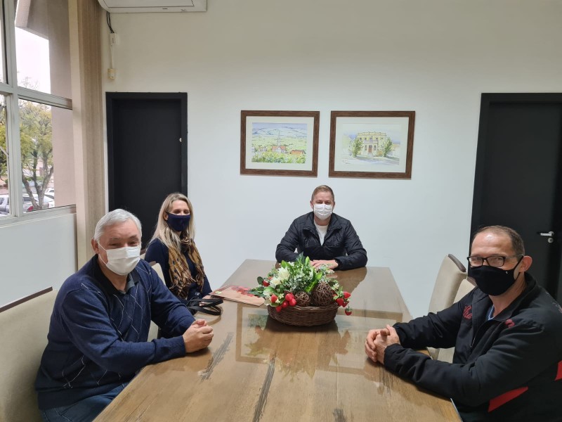 WhatsApp Image 2021-08-24 at 15.54.31.jpeg