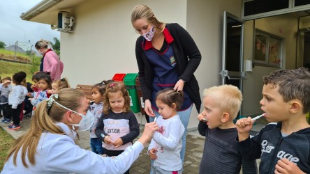 quem-vai-dar-o-bico-para-o-papai-noel
