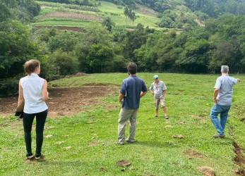 prefeitura-e-emater-vistoriam-areas-que-devem-receber-acudes