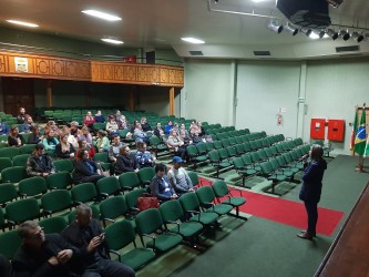 reuniao-trata-sobre-o-plano-de-carreira-e-o-piso-do-magisterio