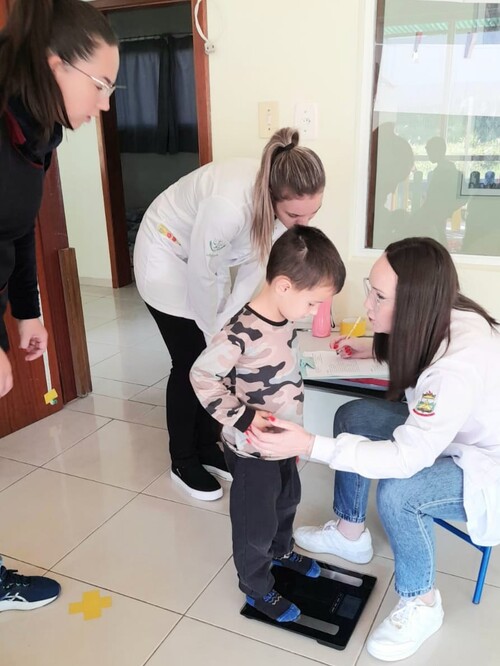 obesidade-em-criancas-foi-de-836-em-2022