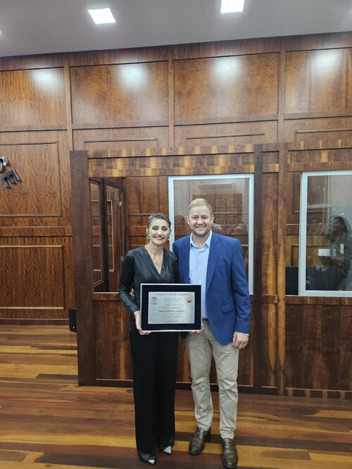 primeira-rainha-do-moranguinho-e-homenageada-em-carlos-barbosa