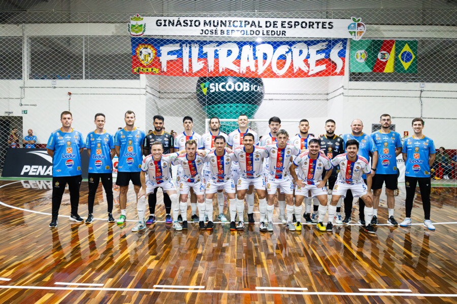 filtradores-estreia-na-serie-a-com-empate-em-casa-2